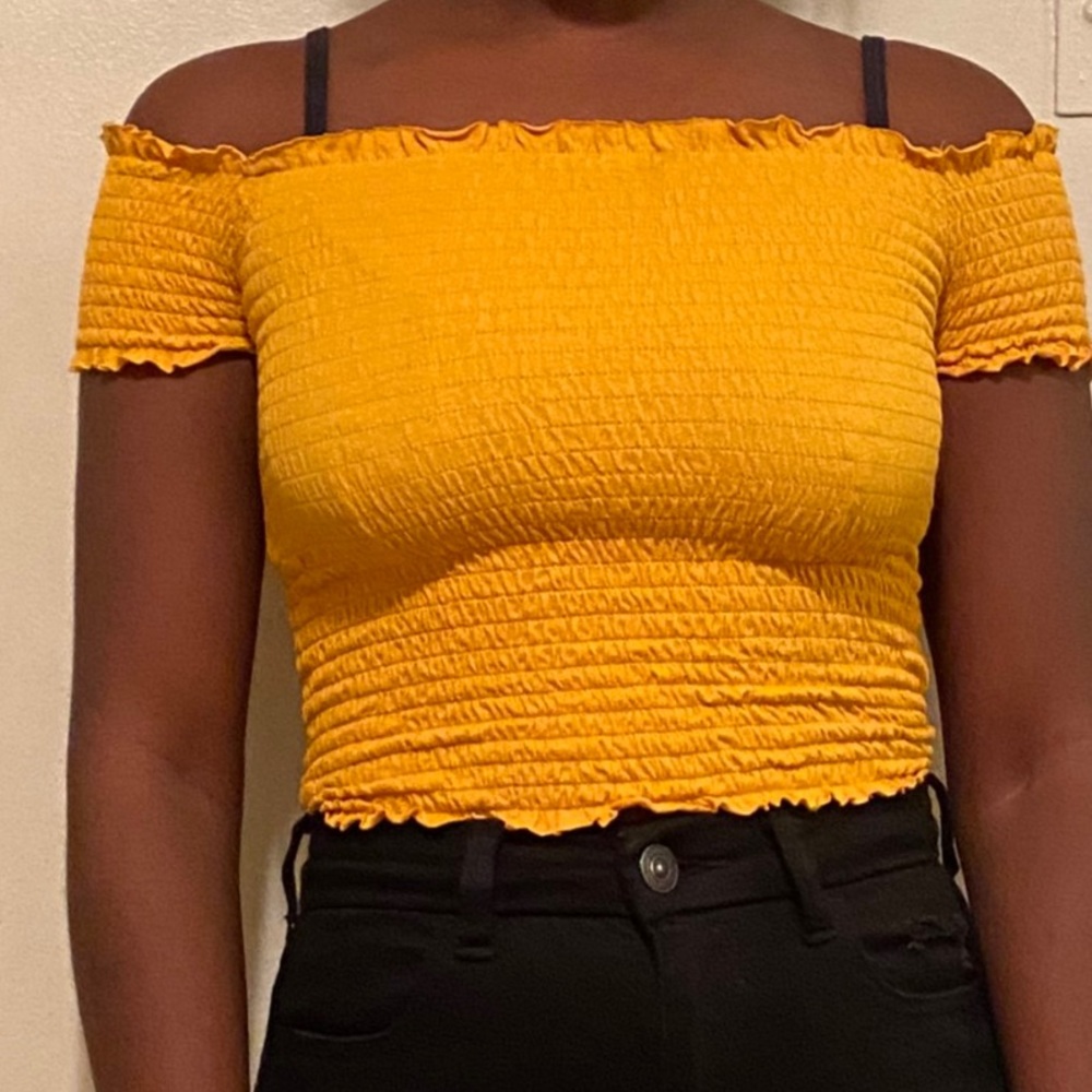 Garage cropped t shirt